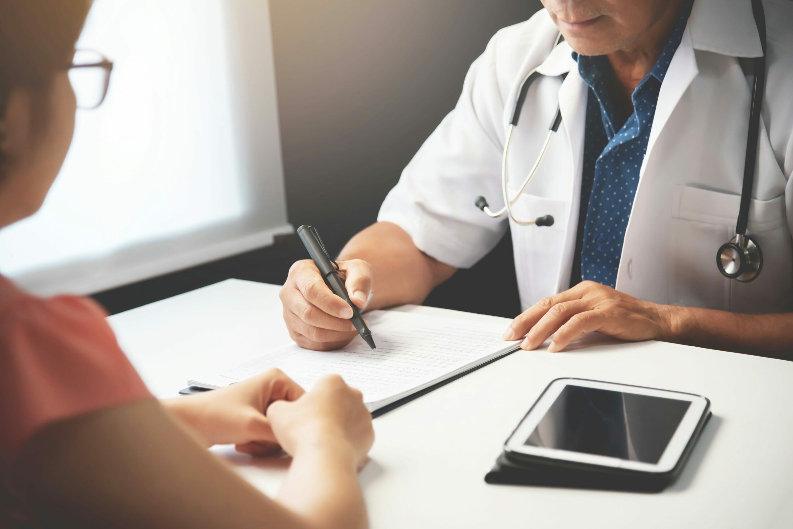Test d’effort cardiaque sous contrôle médical – évaluation de la réponse du rythme cardiaque à l’exercice pour dépister une arythmie ou une ischémie silencieuse